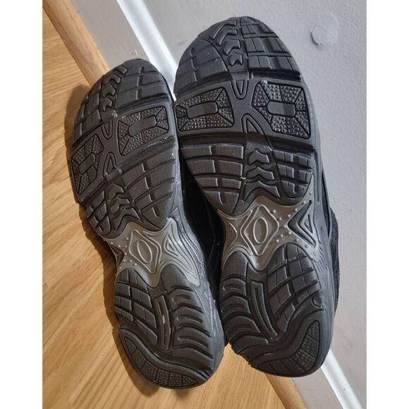 Vionic Walk Classic 23 Sneakers 10 - Picture 9 of 9